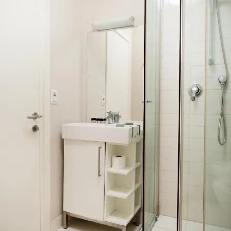شقة Drive Rooms&apartments *