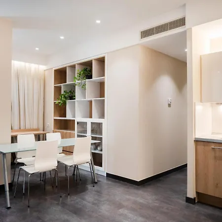 Drive Rooms&apartments شقة تيرانا
